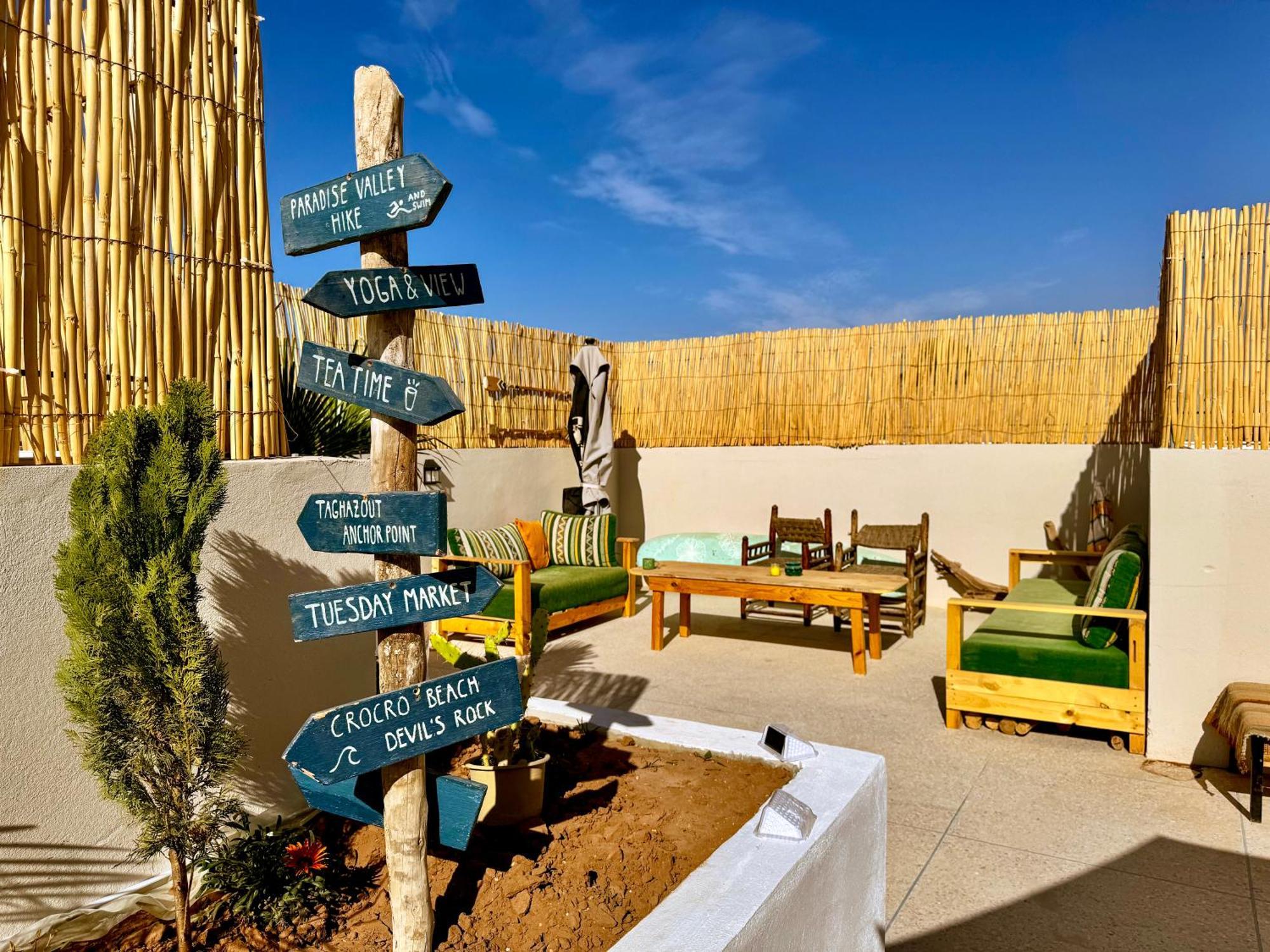 A Pousada Ocean Surf House Tamraght Exterior foto